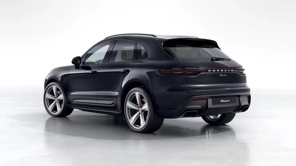 2026 Porsche Macan - Image 19 of 30