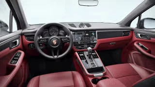 2026 Porsche Macan - Image 25 of 30