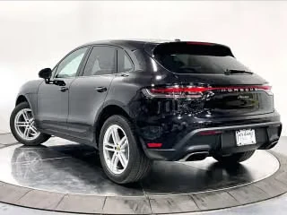 2026 Porsche Macan Electric - Image 17 of 31