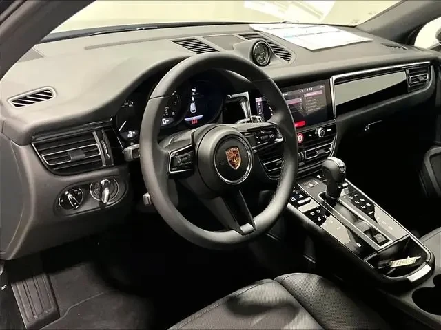 2026 Porsche Macan Electric - Image 31 of 31