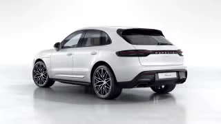 2026 Porsche Macan - Image 17 of 30