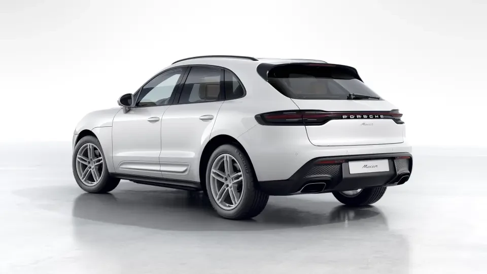 2026 Porsche Macan - Image 23 of 30