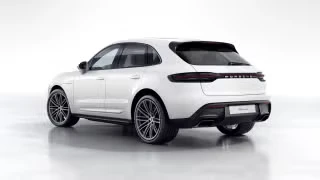 2026 Porsche Macan - Image 17 of 30
