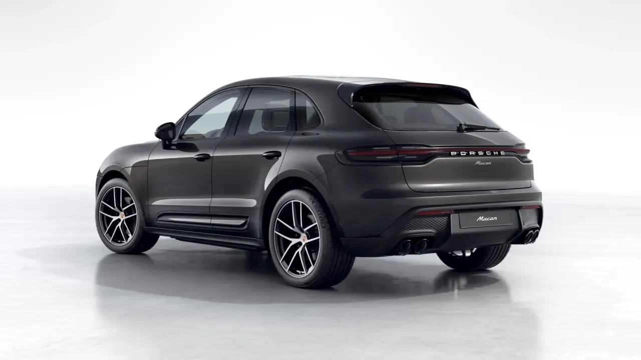 2026 Porsche Macan - Image 24 of 30