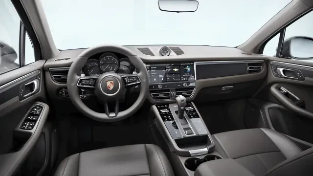 2026 Porsche Macan - Image 30 of 30