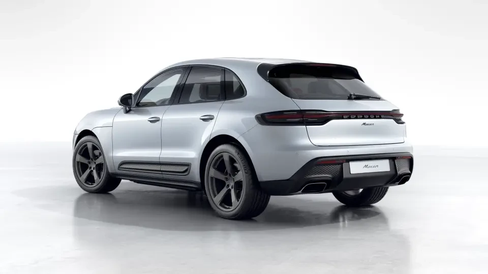 2026 Porsche Macan - Image 23 of 30
