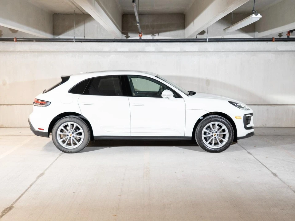2026 Porsche Macan Electric - Image 8 of 26