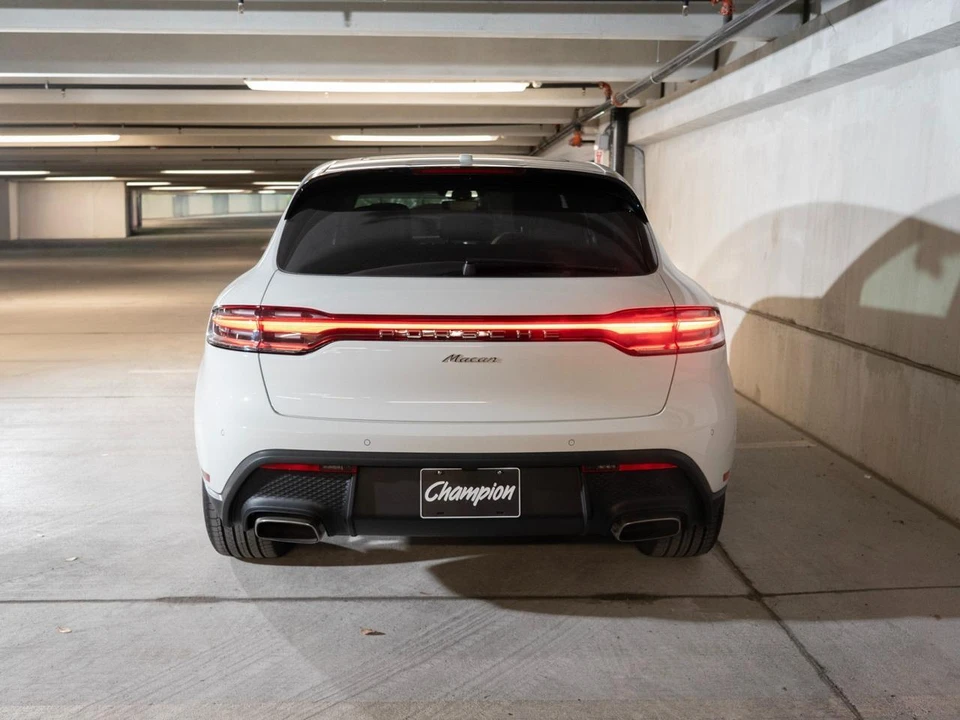 2026 Porsche Macan Electric - Image 10 of 26