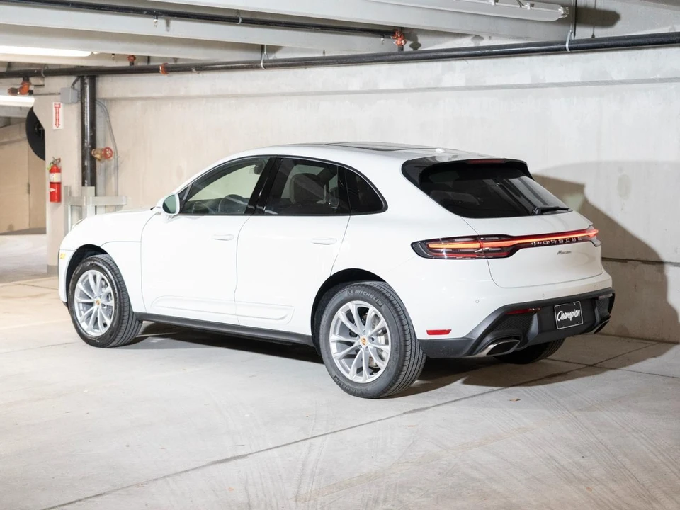 2026 Porsche Macan Electric - Image 3 of 26
