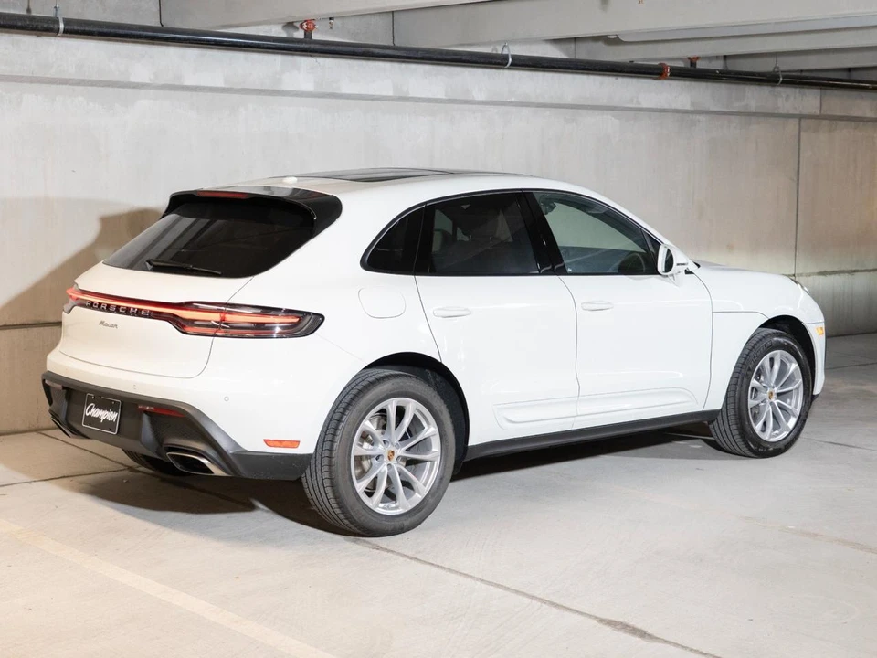 2026 Porsche Macan Electric - Image 9 of 26