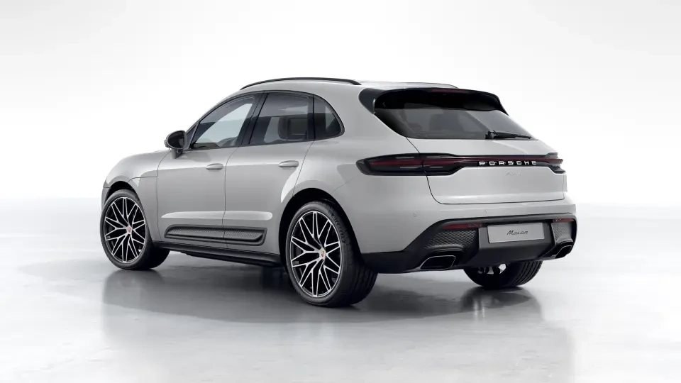 2026 Porsche Macan - Image 23 of 30