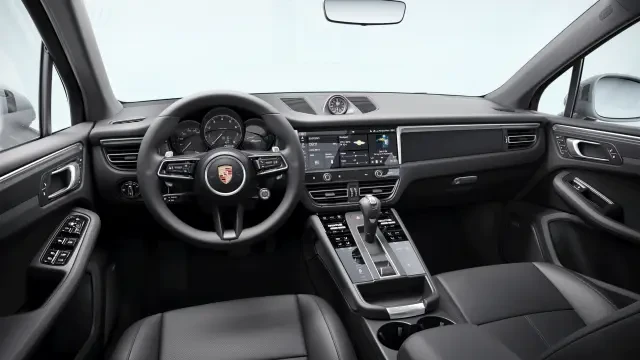 2026 Porsche Macan - Image 30 of 30
