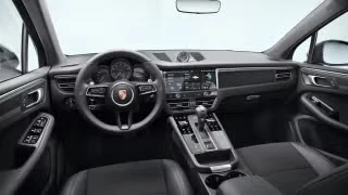 2026 Porsche Macan - Image 25 of 31