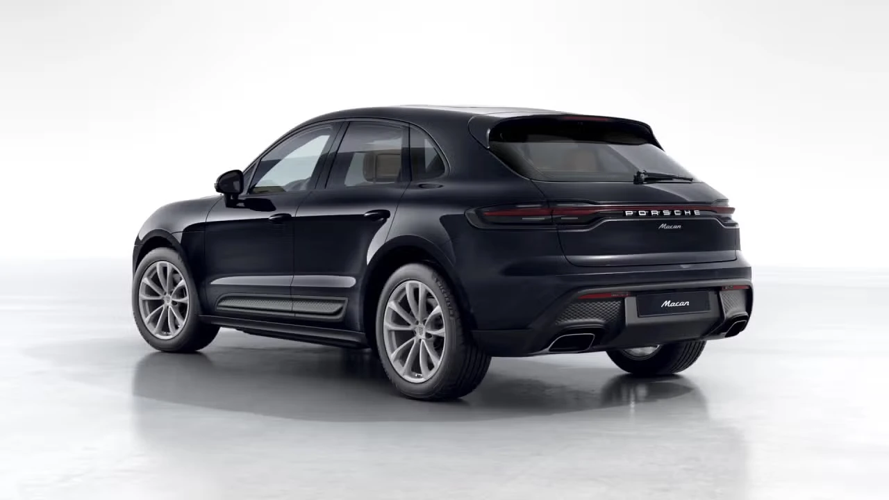 2026 Porsche Macan - Image 20 of 30