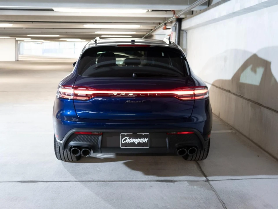 2026 Porsche Macan Electric - Image 10 of 28