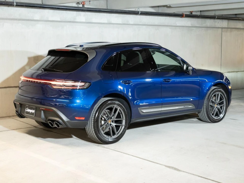 2026 Porsche Macan Electric - Image 9 of 28