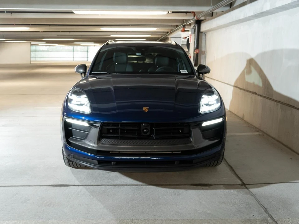 2026 Porsche Macan Electric - Image 6 of 28