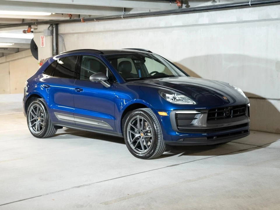 2026 Porsche Macan Electric - Image 7 of 28