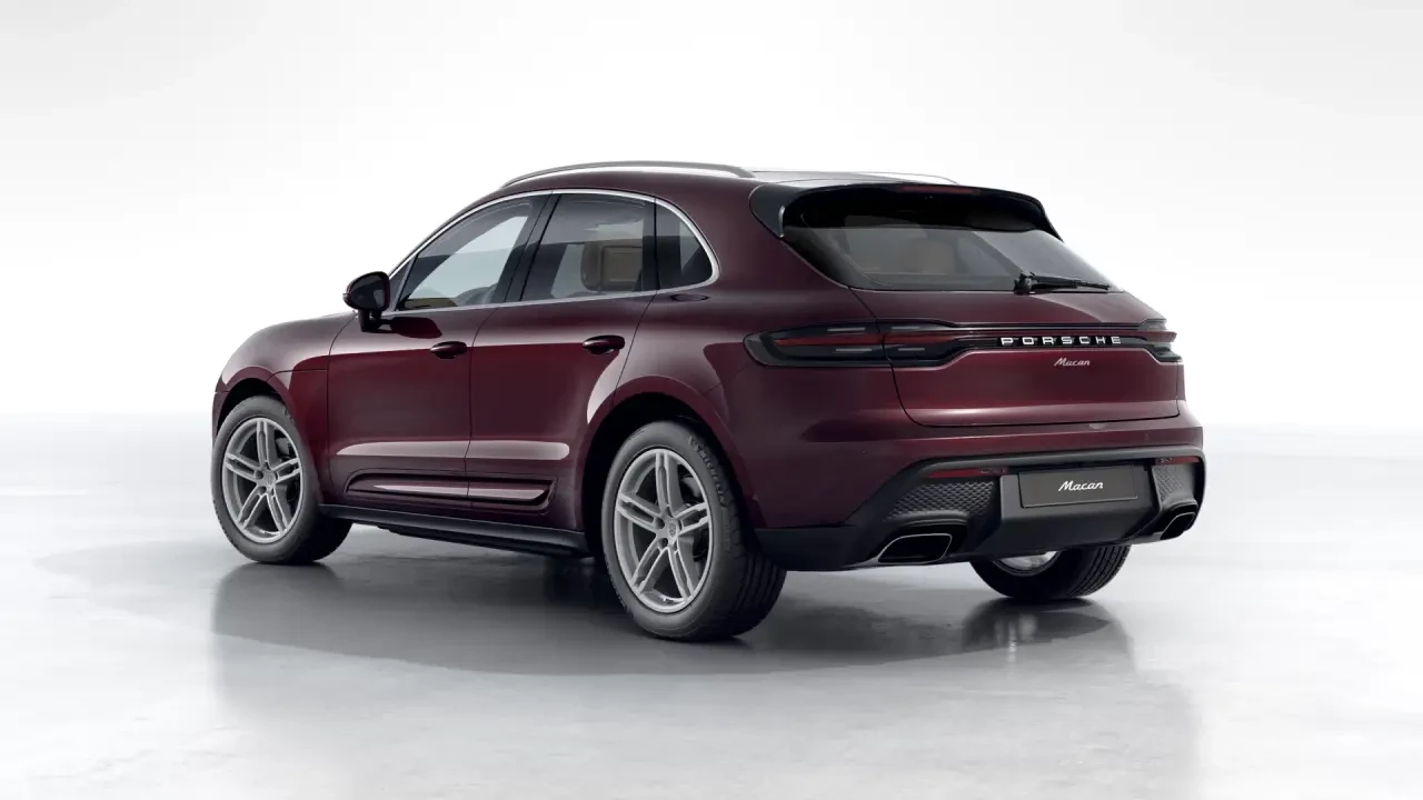 2026 Porsche Macan - Image 24 of 30