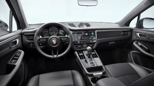 2026 Porsche Macan - Image 30 of 30