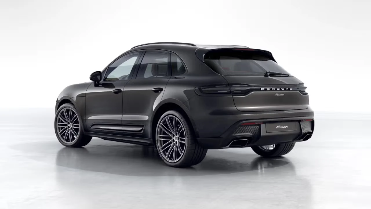 2026 Porsche Macan - Image 20 of 30