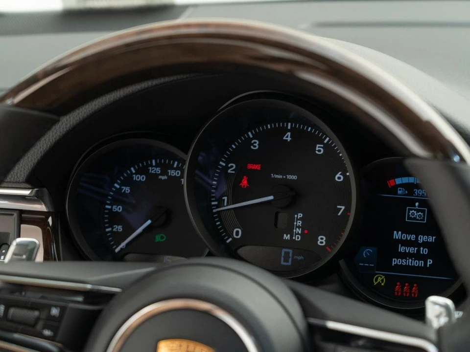 2026 Porsche Macan Electric - Image 28 of 28
