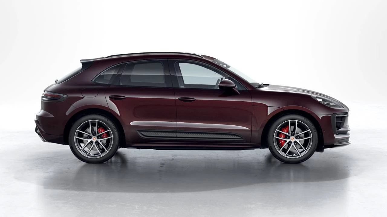 2026 Porsche Macan - Image 6 of 10