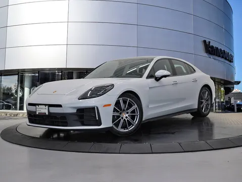 2026 Porsche Panamera 4 AWD