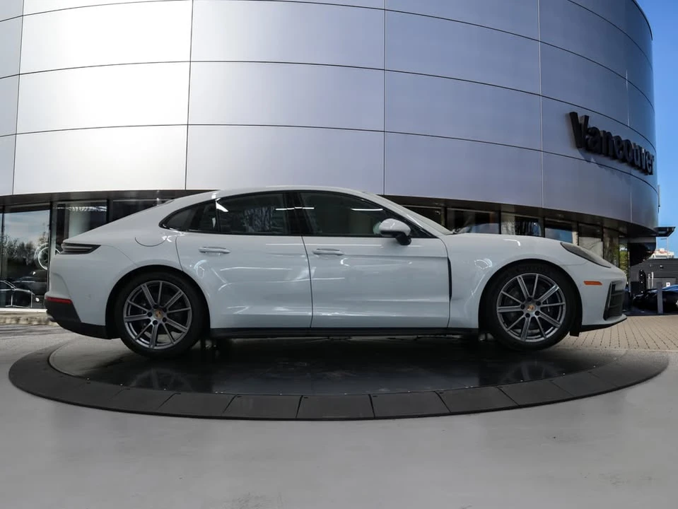2026 Porsche 976 Panamera - Image 14 of 20
