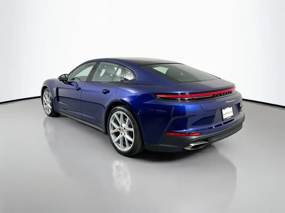 2026 Porsche 976 Panamera - Image 3 of 11