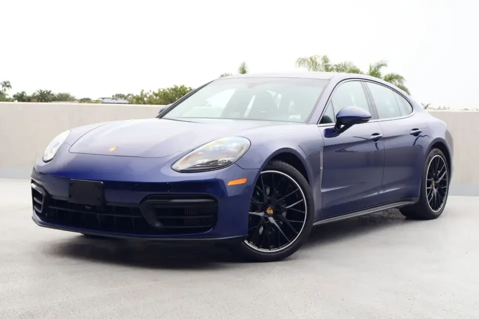 2026 Porsche 976 Panamera - Image 11 of 11