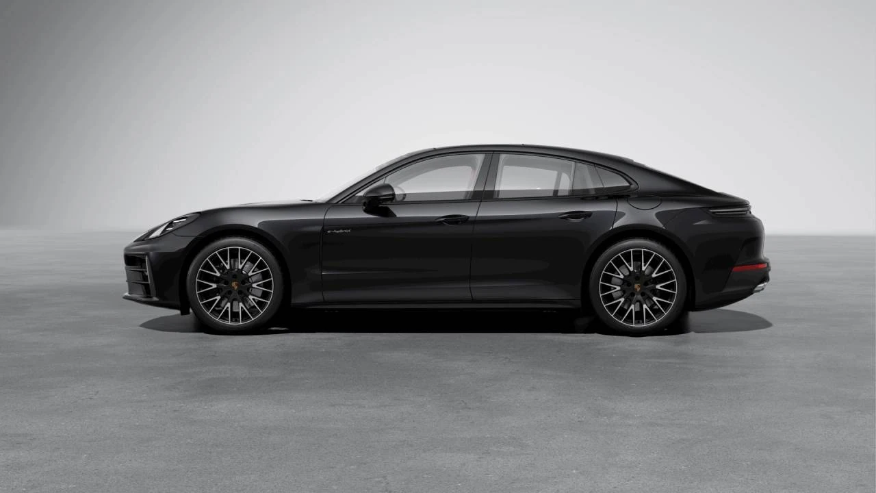 2026 Porsche 976 Panamera - Image 2 of 10