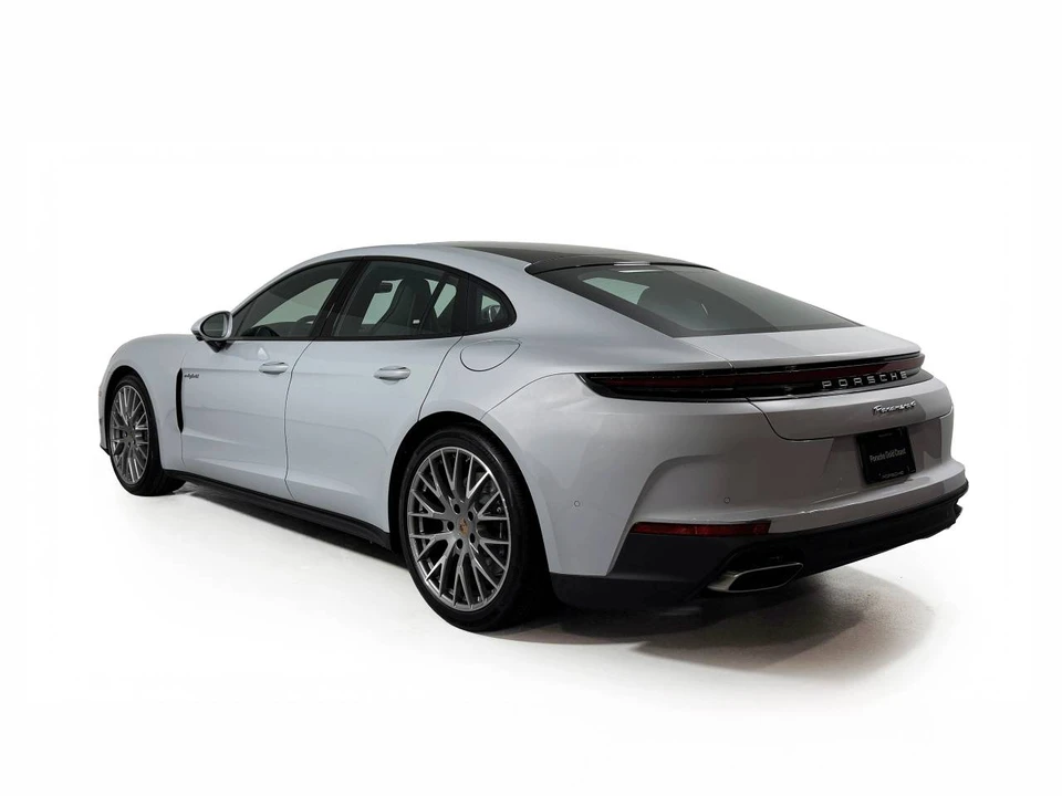 2026 Porsche 976 Panamera - Image 3 of 5
