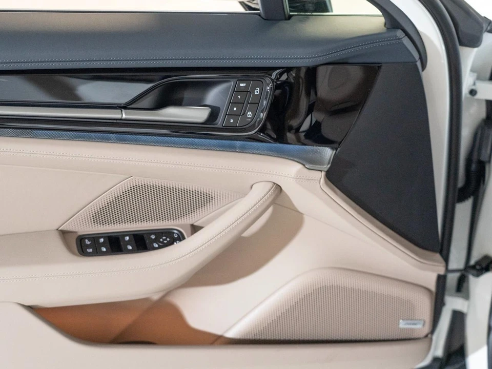 2026 Porsche 976 Panamera - Image 19 of 30