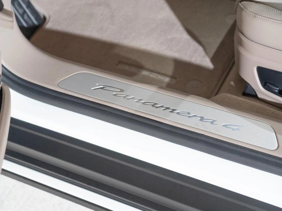 2026 Porsche 976 Panamera - Image 12 of 30