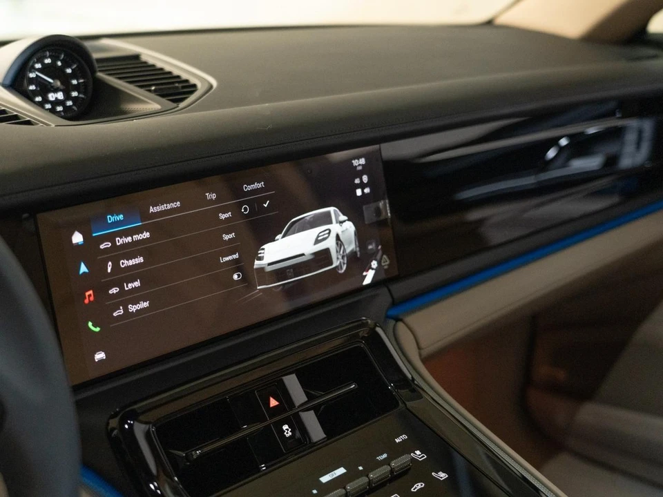 2026 Porsche 976 Panamera - Image 23 of 30