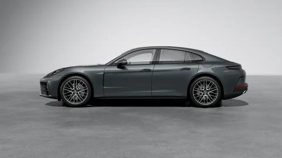2026 Porsche 976 Panamera - Image 15 of 31