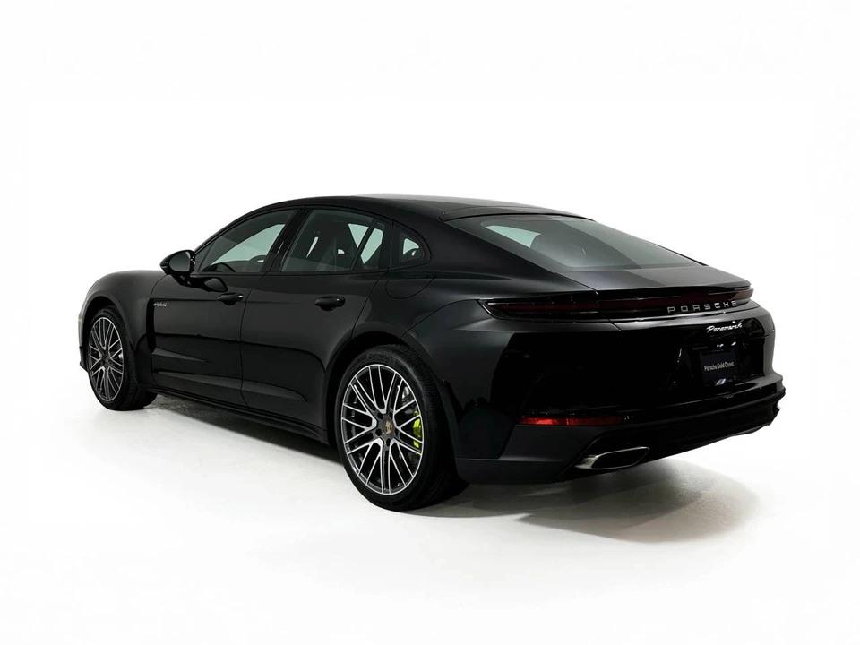 2026 Porsche 976 Panamera - Image 3 of 5