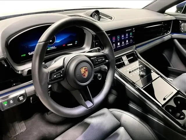 2026 Porsche 976 Panamera - Image 30 of 31