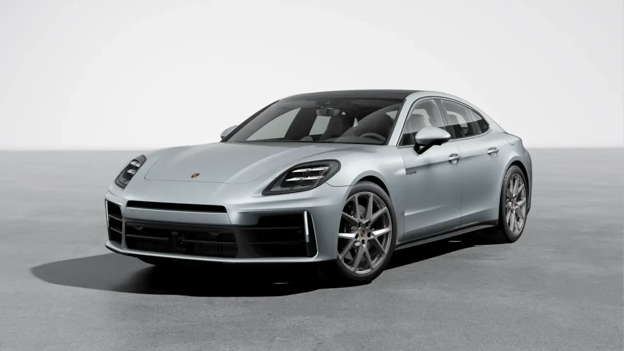 2026 Porsche 976 Panamera - Image 8 of 31