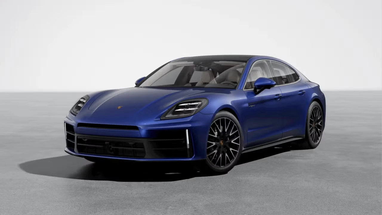 2026 Porsche Panamera - Image 4 of 30