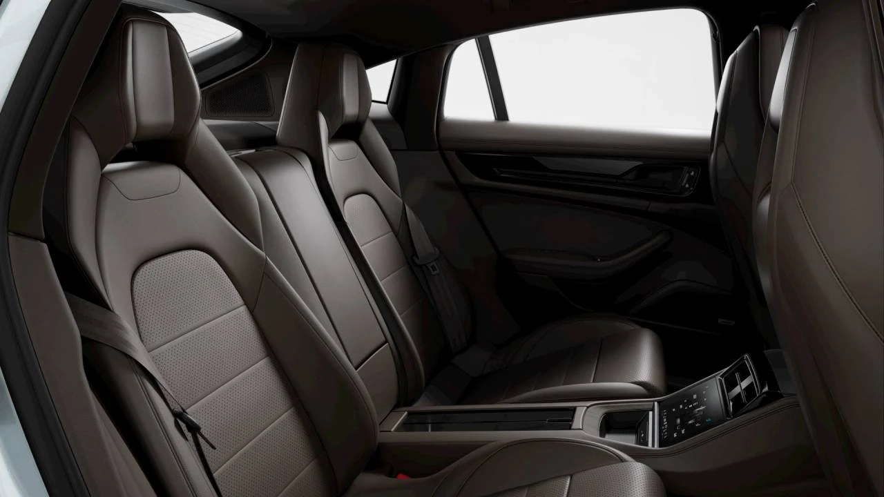 2026 Porsche 976 Panamera - Image 10 of 10