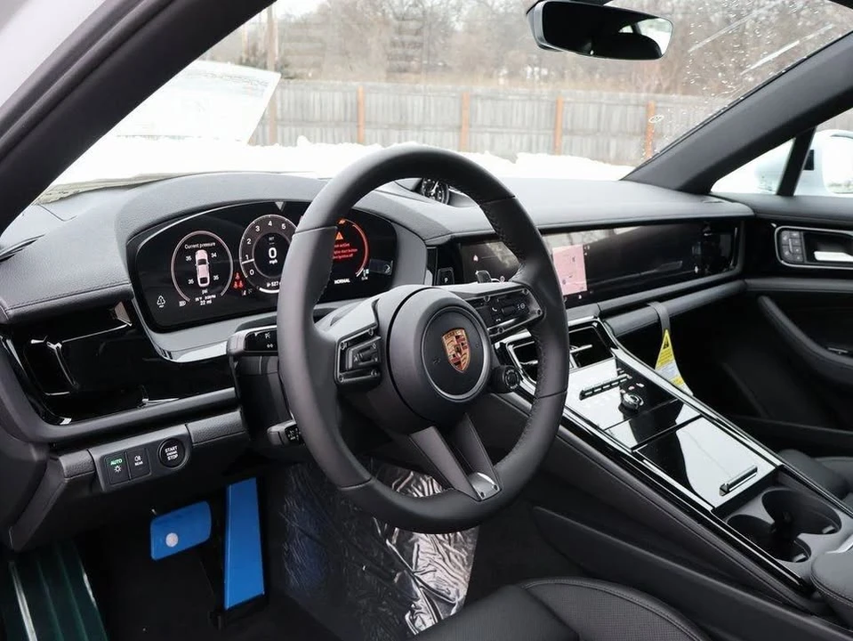 2026 Porsche 976 Panamera - Image 4 of 20
