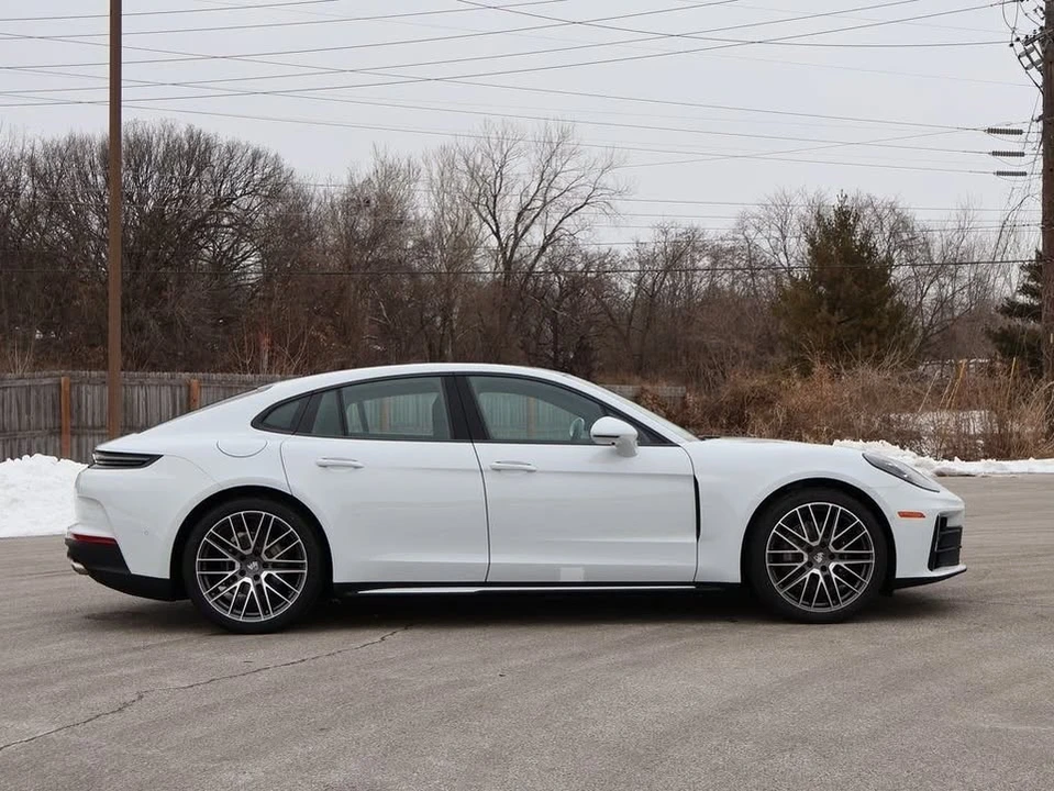 2026 Porsche 976 Panamera - Image 9 of 20