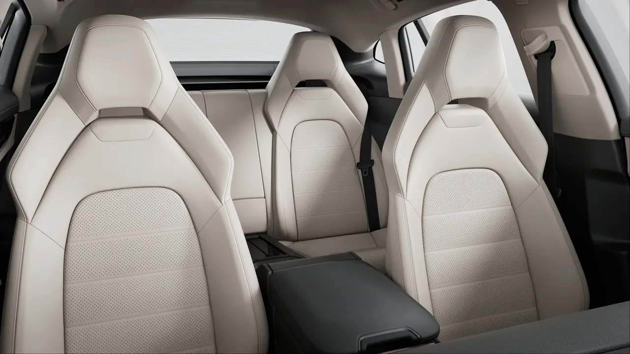 2026 Porsche 976 Panamera - Image 6 of 6
