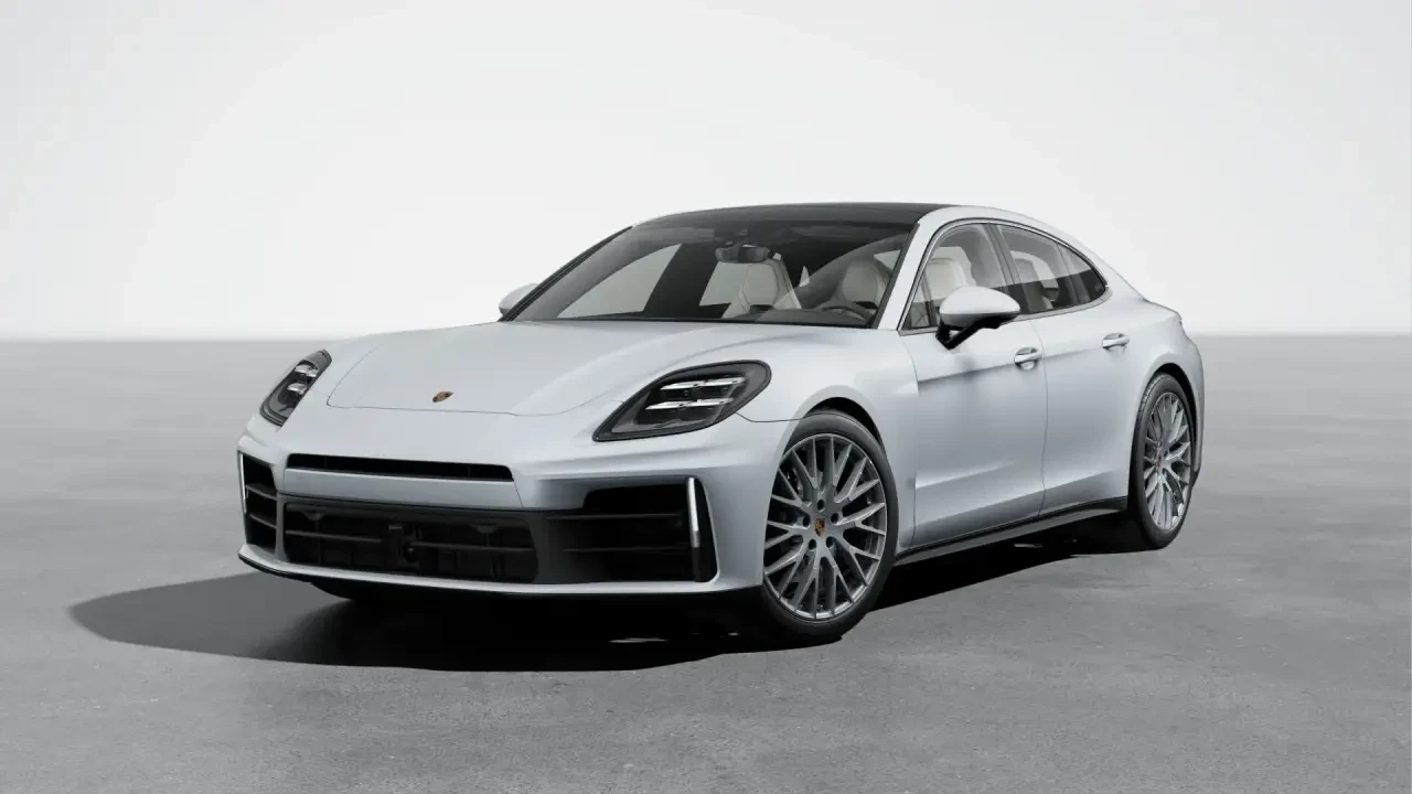 2026 Porsche 976 Panamera - Image 2 of 7
