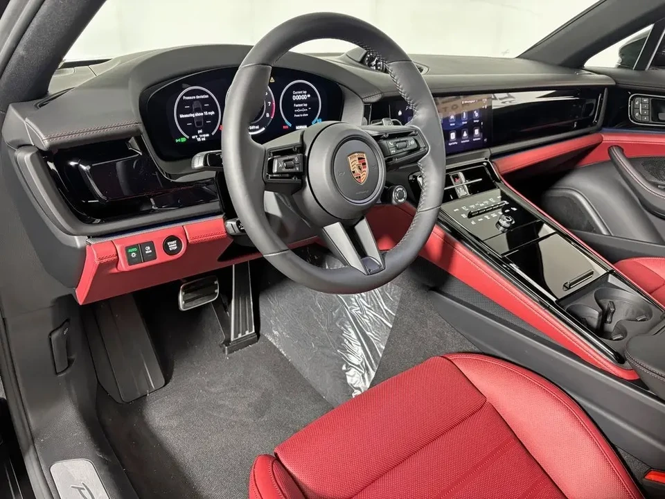 2026 Porsche 976 Panamera - Image 4 of 12