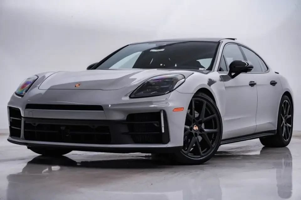 2026 Porsche 976 Panamera - Image 10 of 10