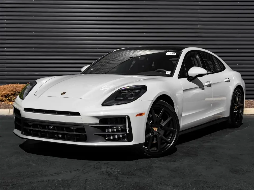 2026 Porsche 976 Panamera - Image 11 of 12