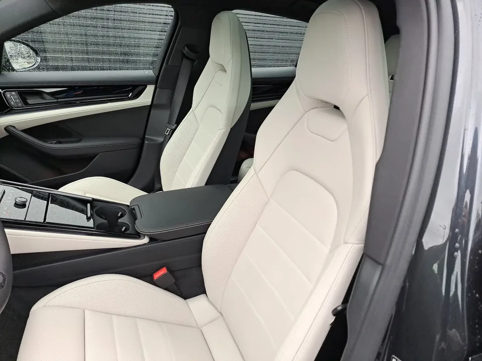 2026 Porsche 976 Panamera - Image 5 of 12